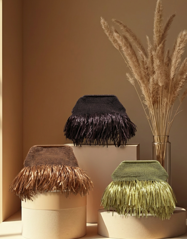 Tidegrass Fringe Clutch